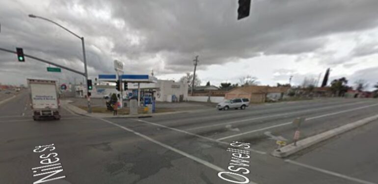 Bakersfield 2-Vehicle Crash