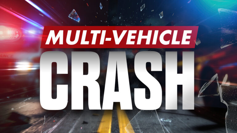 At Least 1 Person Injured in Los Angeles Car Crash on Highway 101